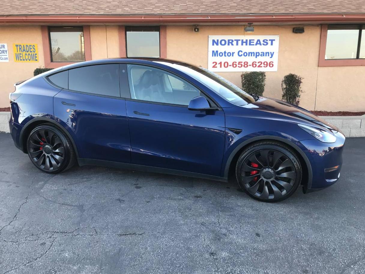 TESLA MODEL Y 2022 7SAYGDEF5NF374117 image